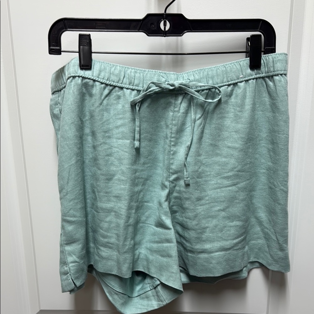 Women's Casual light blue linen shorts